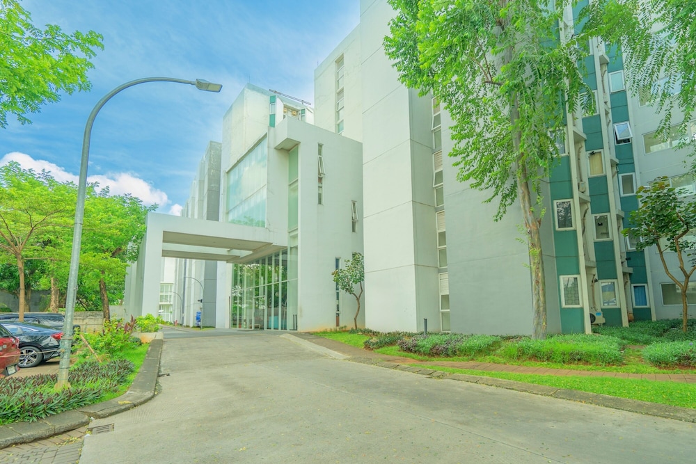 DREAM INN Aeropolis By Reccoma