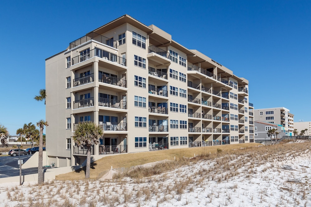 Emerald Twrs West 3003 by Brooks and Shorey Resorts