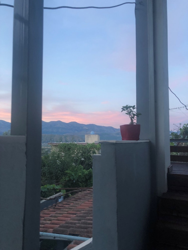 Monas Guesthouse