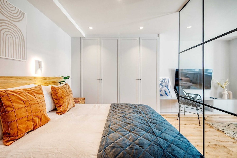 Coleherne Road Residence I view 2