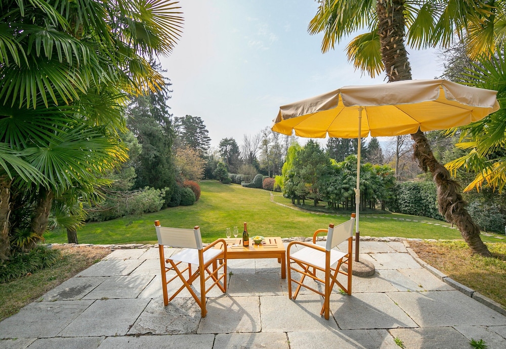 Villa Delle Palme Saltwater Private Pool view 3