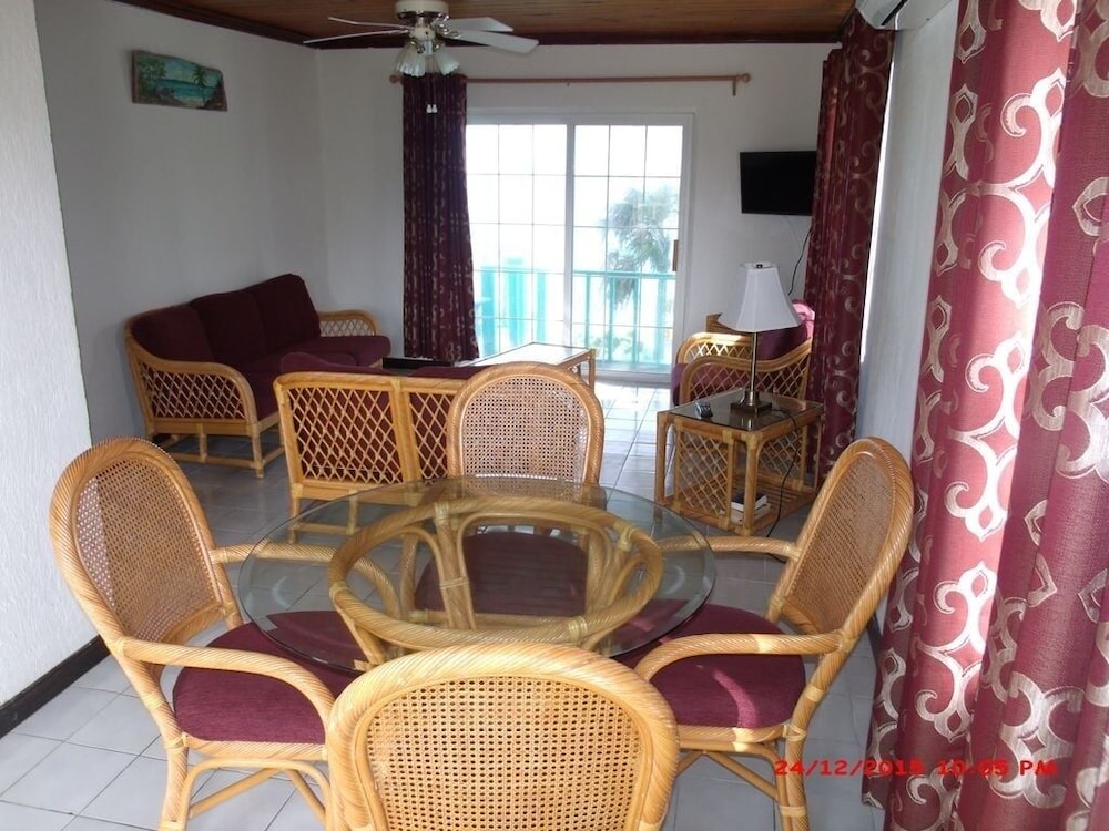 On The Dune - Beachfront Cottage With 50 Mile Ocean View, Pool 2 Bedroom Villa