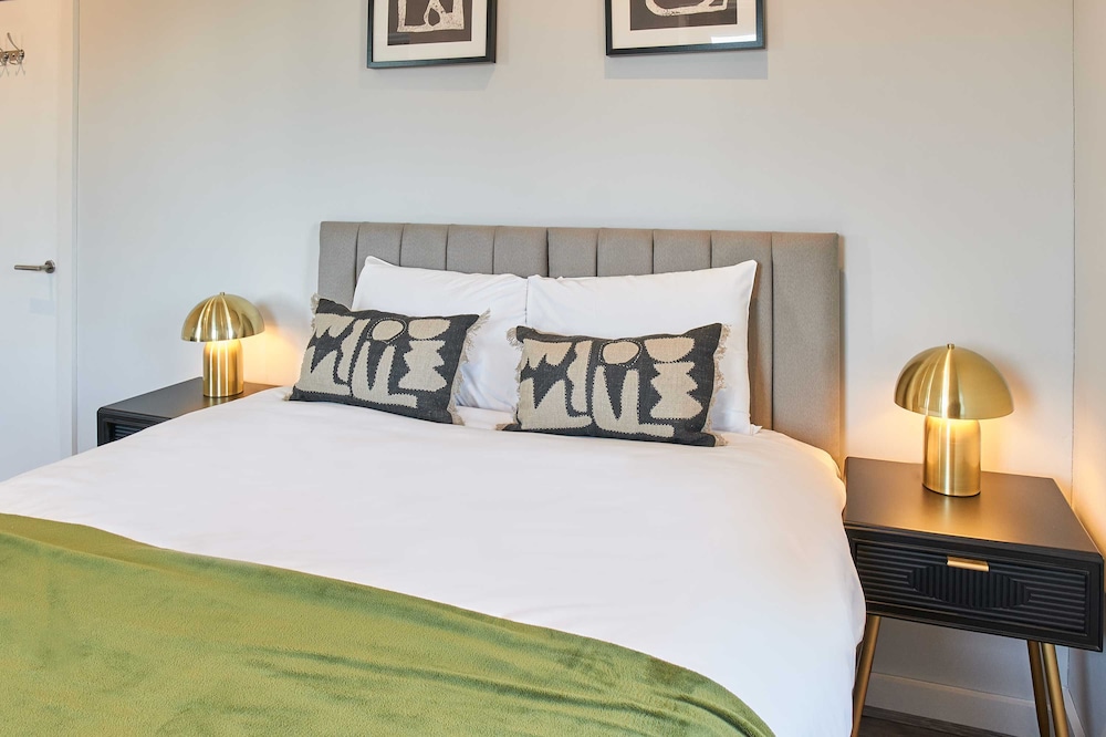 Host Stay Mariposa Waterloo