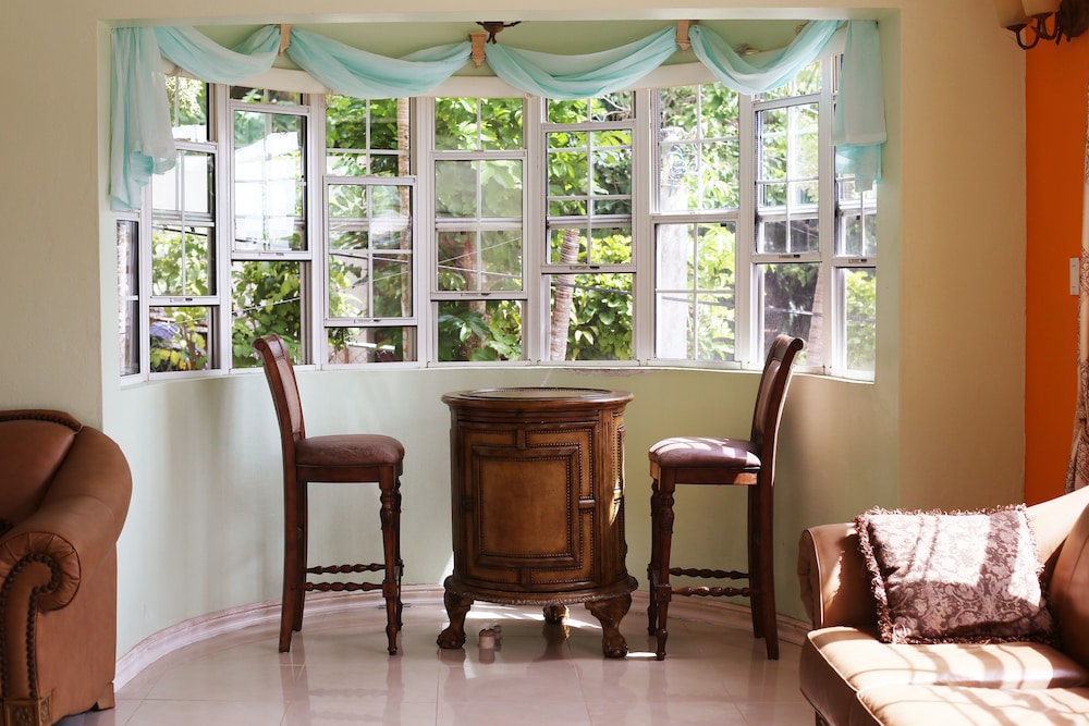 All Nations Guesthouse