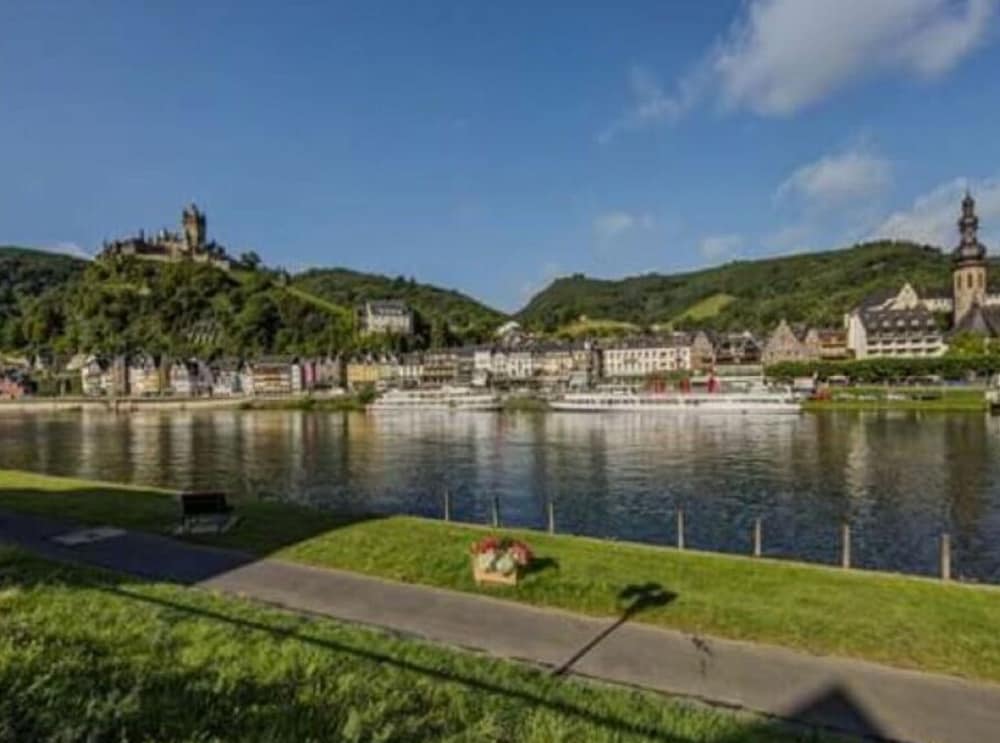 Holiday Apartment Moselle Beach 1