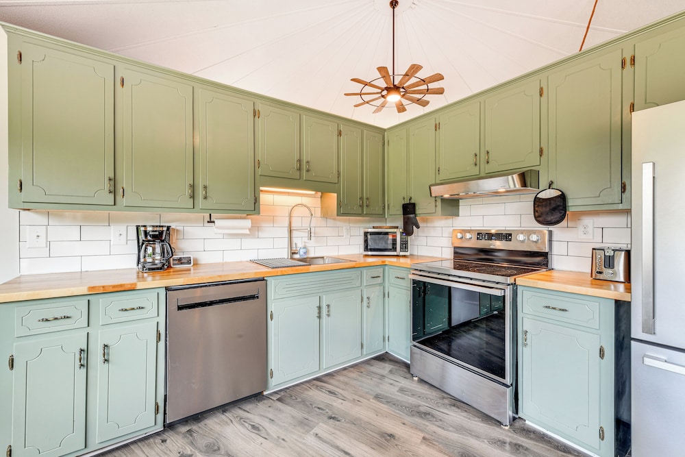 Peaceful Concord Cabin Near Parks & Hiking! view 4