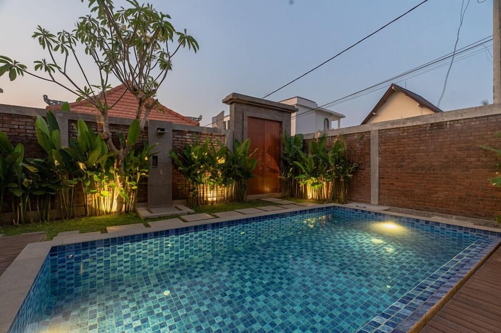 Serenia Villas Amed