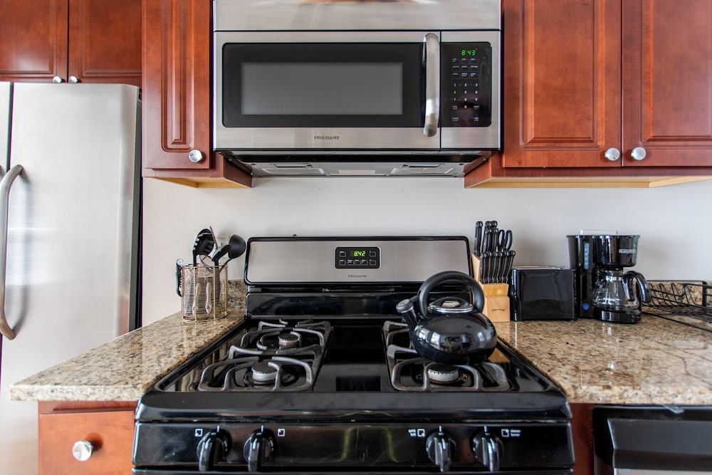 Furnished 2BR - Eastwood 47-1