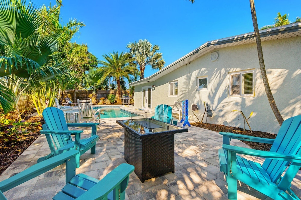 121 Atlantic Blvd