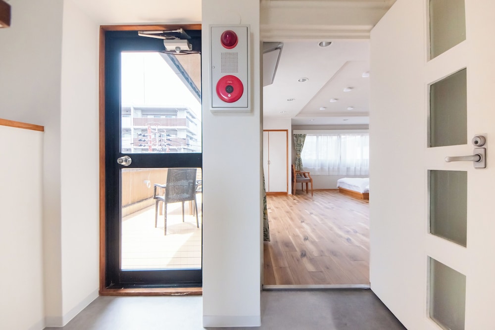 LIVE HEART House