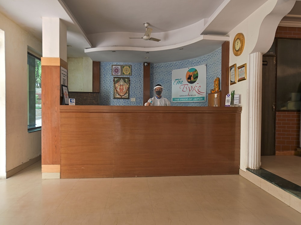 The Byke Grassfield Resort With Outdoor Pool, Shyam Nagar