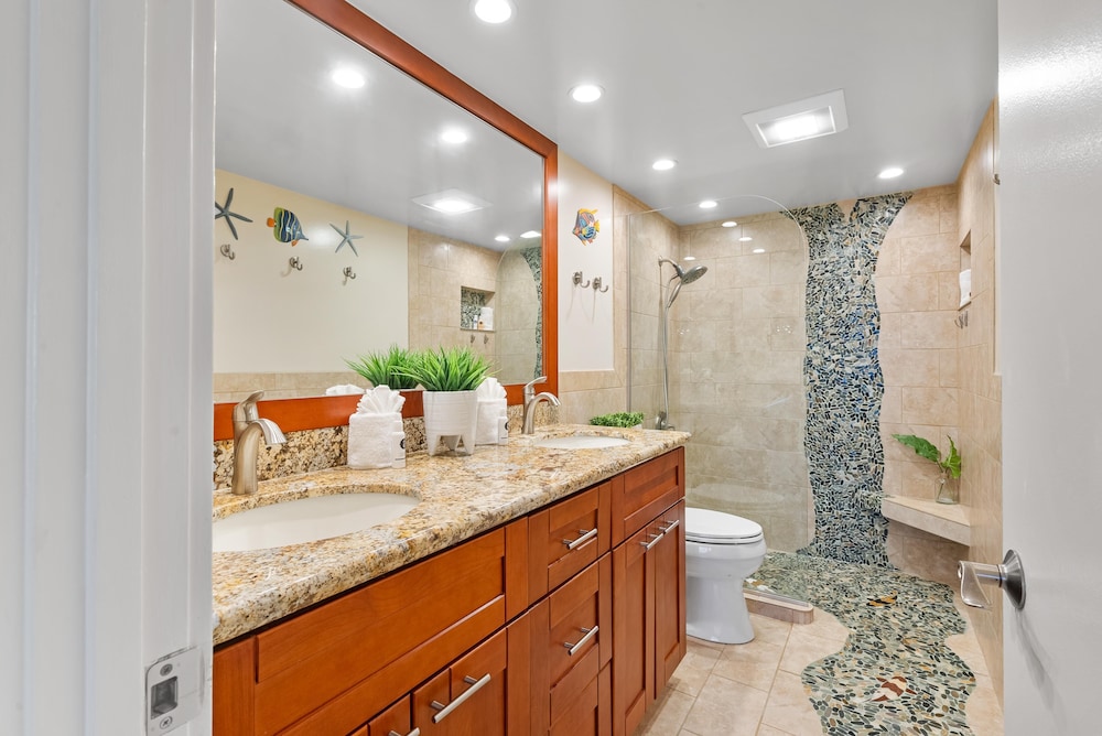 Kahana Villa E609 in Lahaina