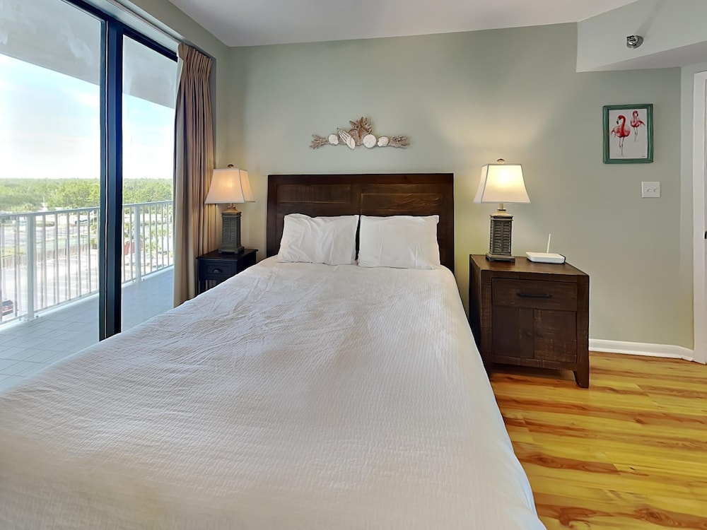 Pelican Pointe by Southern Vacation Rentals