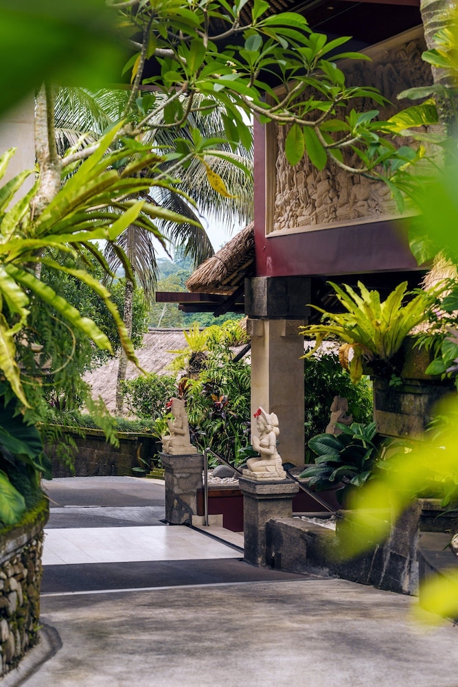 CasCades Suites