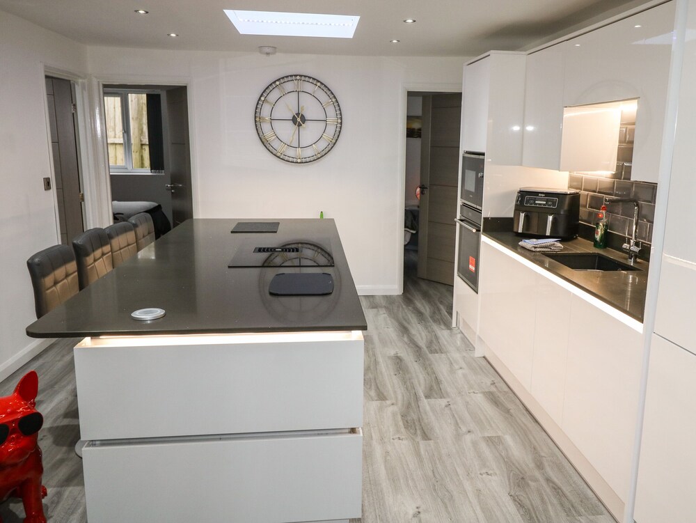 Sunnydene