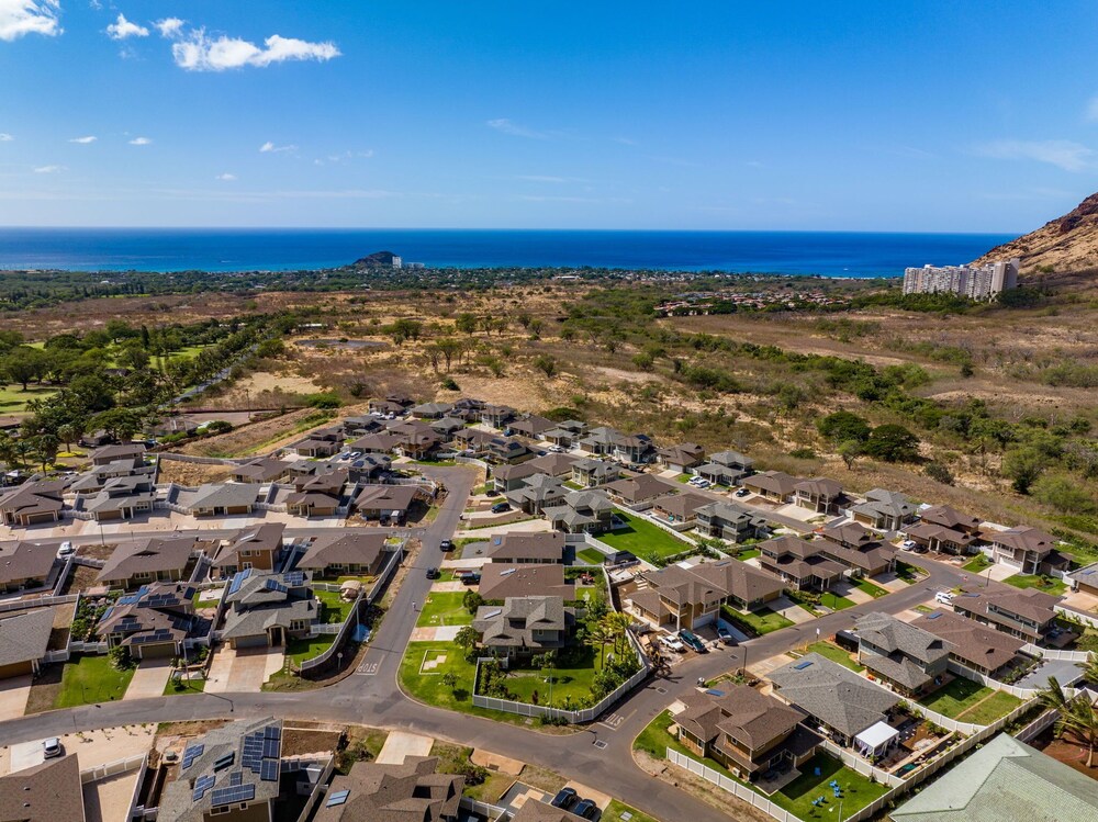 @ Marbella Lane - Pōmaika'i Ocean Love Paradise