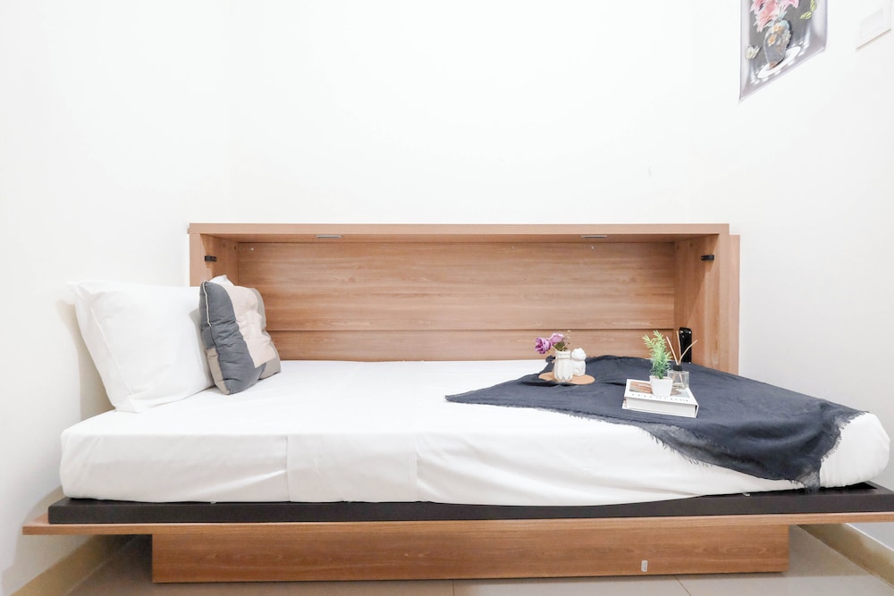 Neutral Tone 2Br At Green Pramuka City Apartment