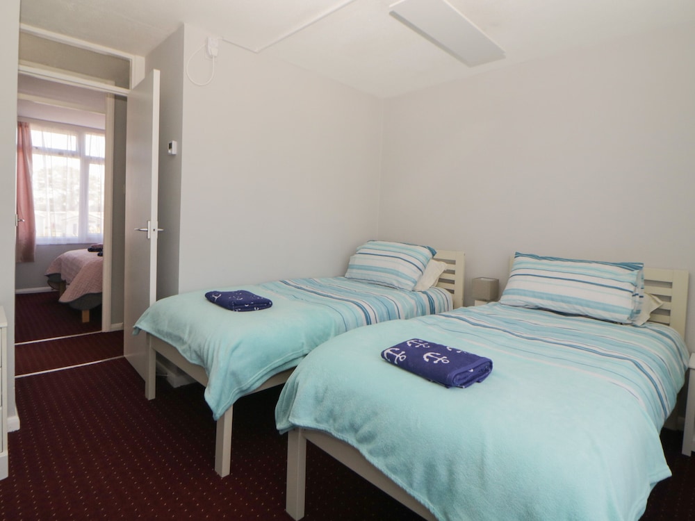 Dolphin Chalet