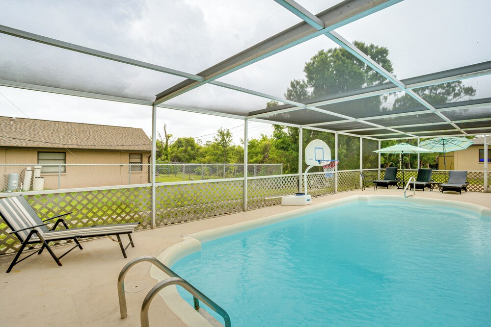 2 Mi to Beach: Home w/ Pool in Venice