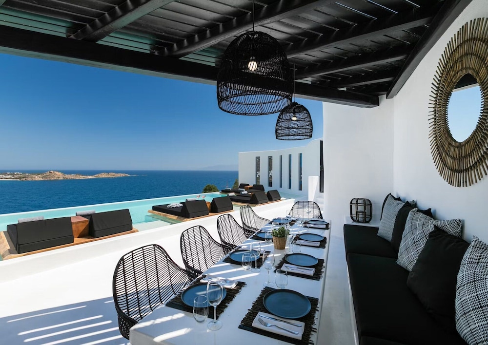 Villa With Aegean Sea Views