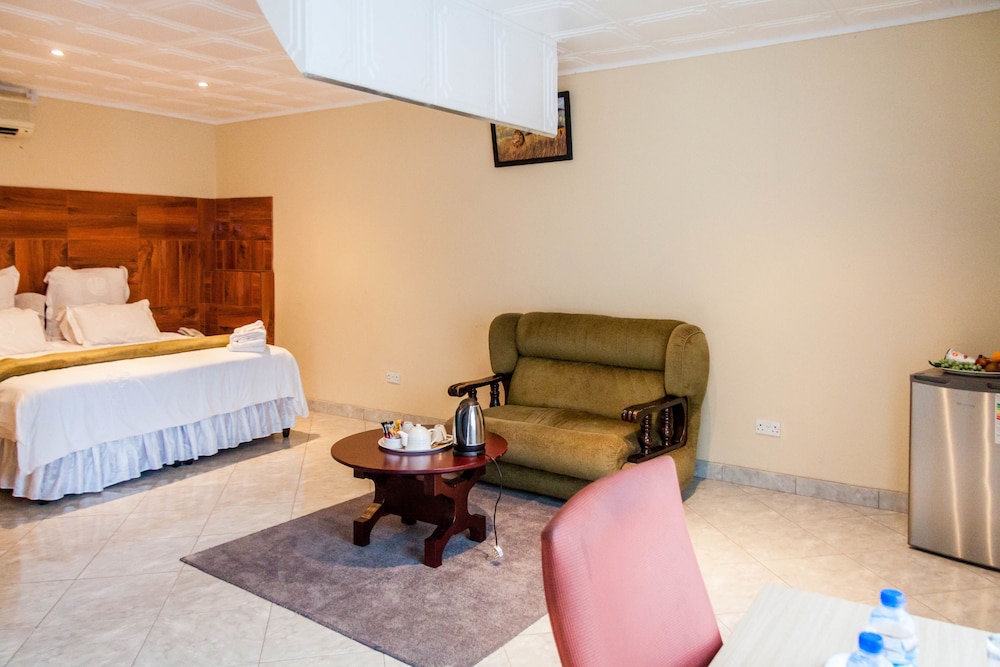 Glen Lodge & Tours