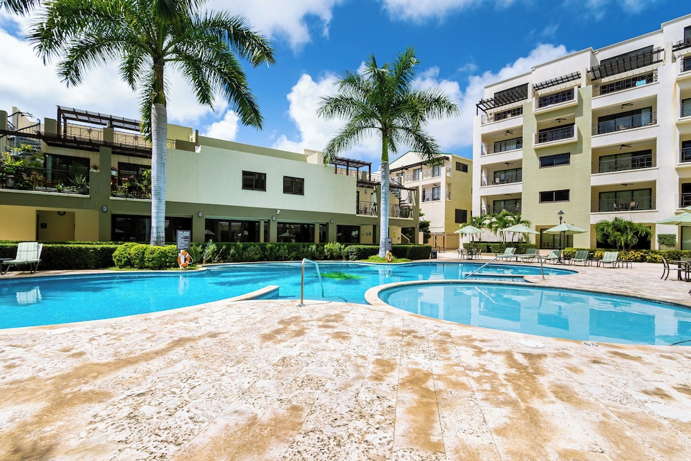 Condo 1 one bed, Palm Beach
