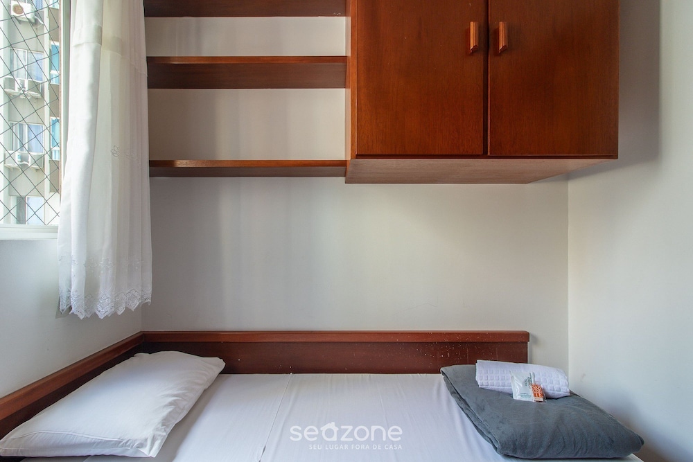 3BR Apt w/ Balcony 100m From Beach Evz0601