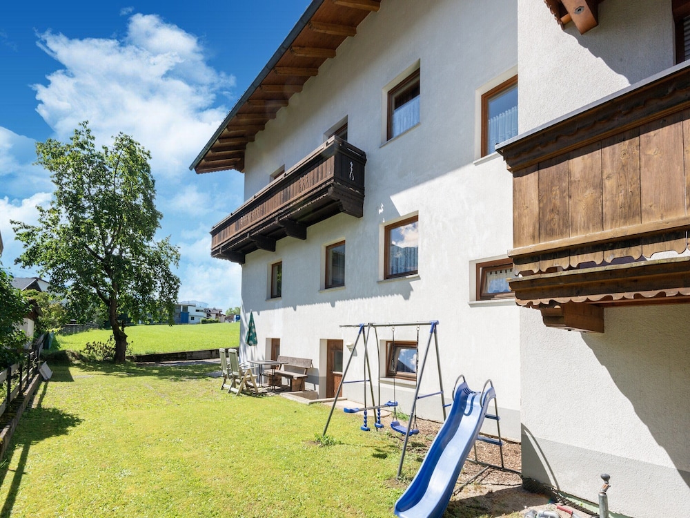 Cosy Apartment in Fugen Near Ski Lift