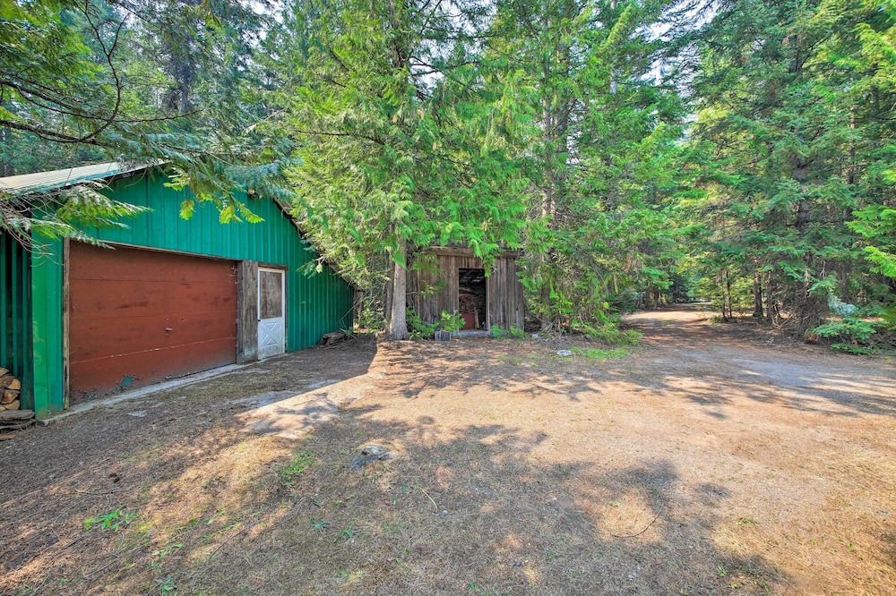 Riverfront Troy Cabin Ready With Bikes & Rafts! view 2