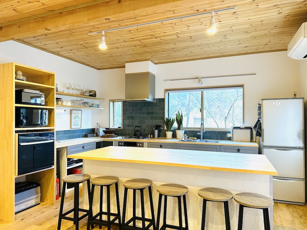 Hakuba Bliss Cottage view 5