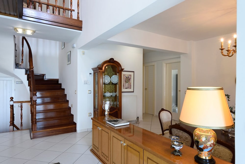 Escape Villa in Melissochori