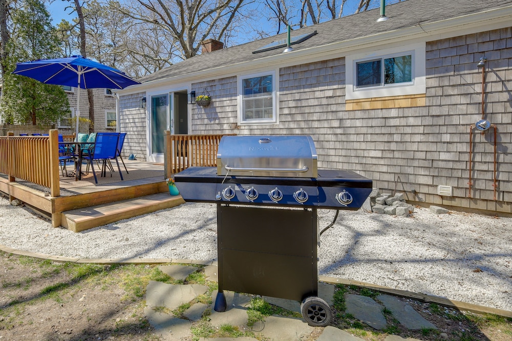 2 Mi to Craigville Beach: Hyannis Home w/ Deck