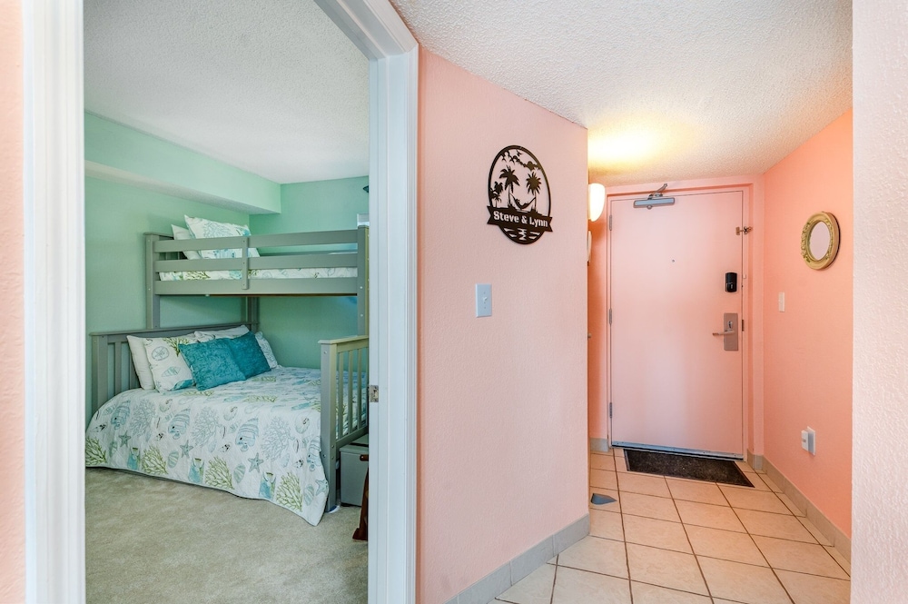 Baywatch Resort #1705 3 Bedroom Condo