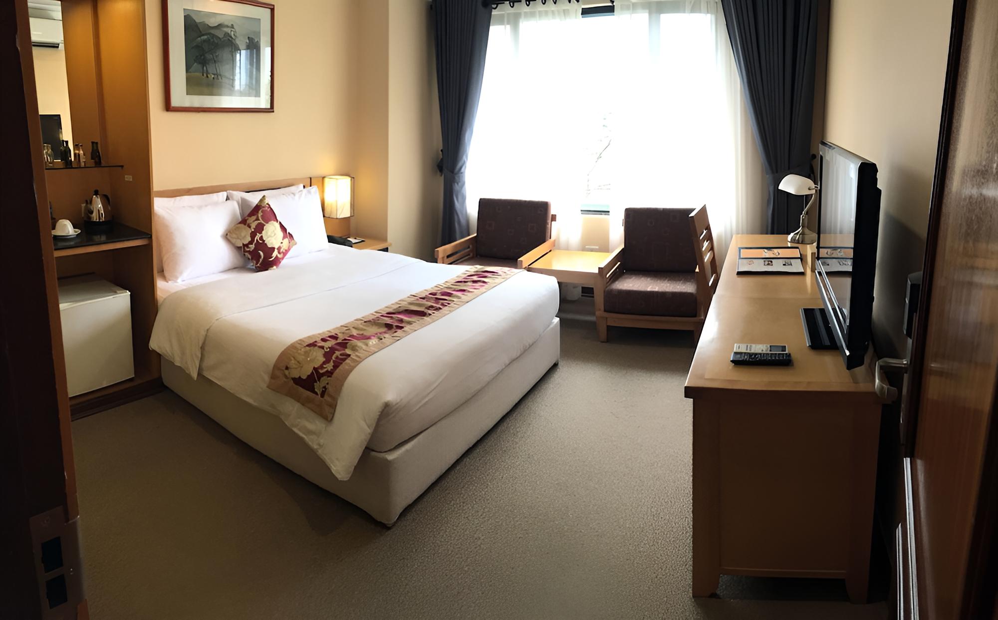 Mon Regency Hotel