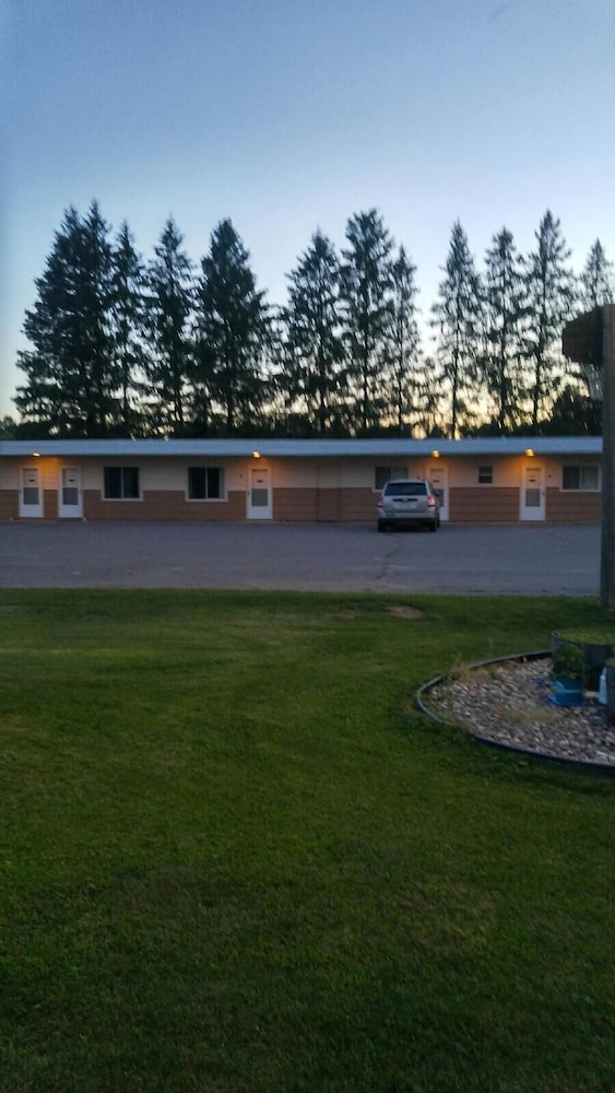 Prairie Motel - Property Image 5
