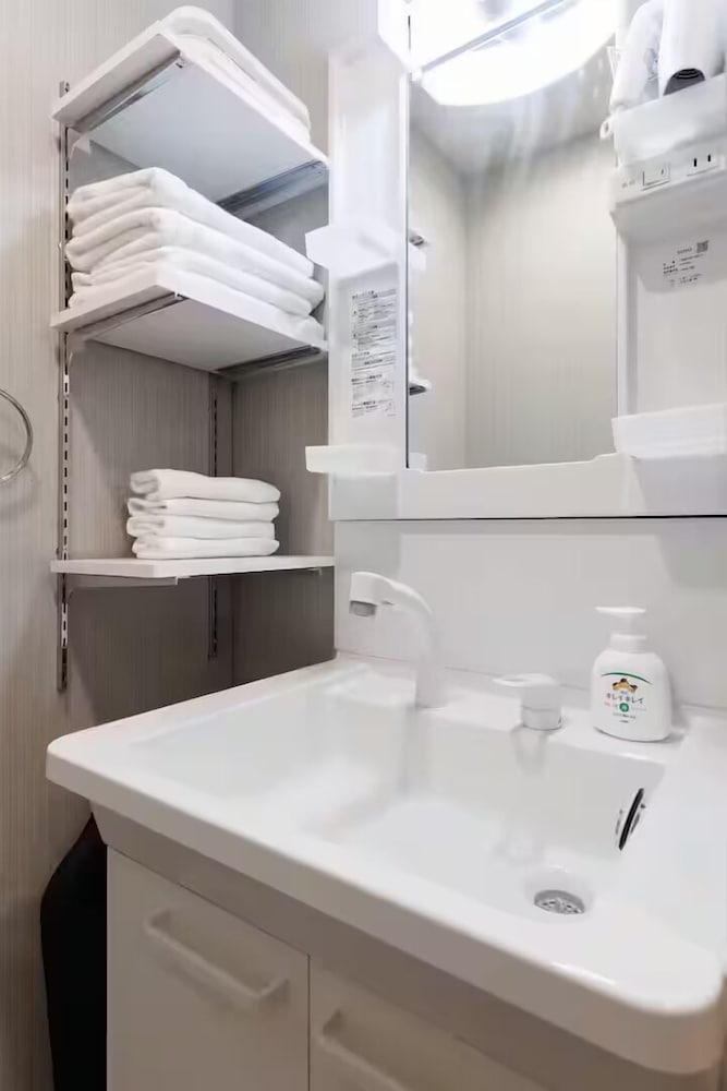Namba Kuromon Central Self Inn
