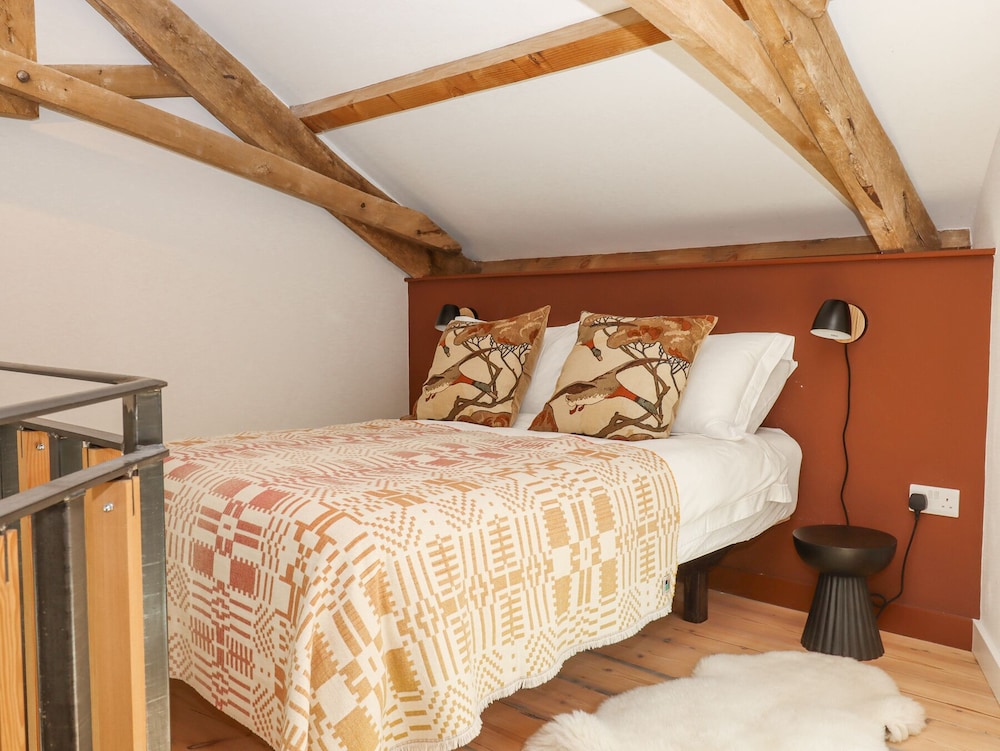 3 Caddaford Barns