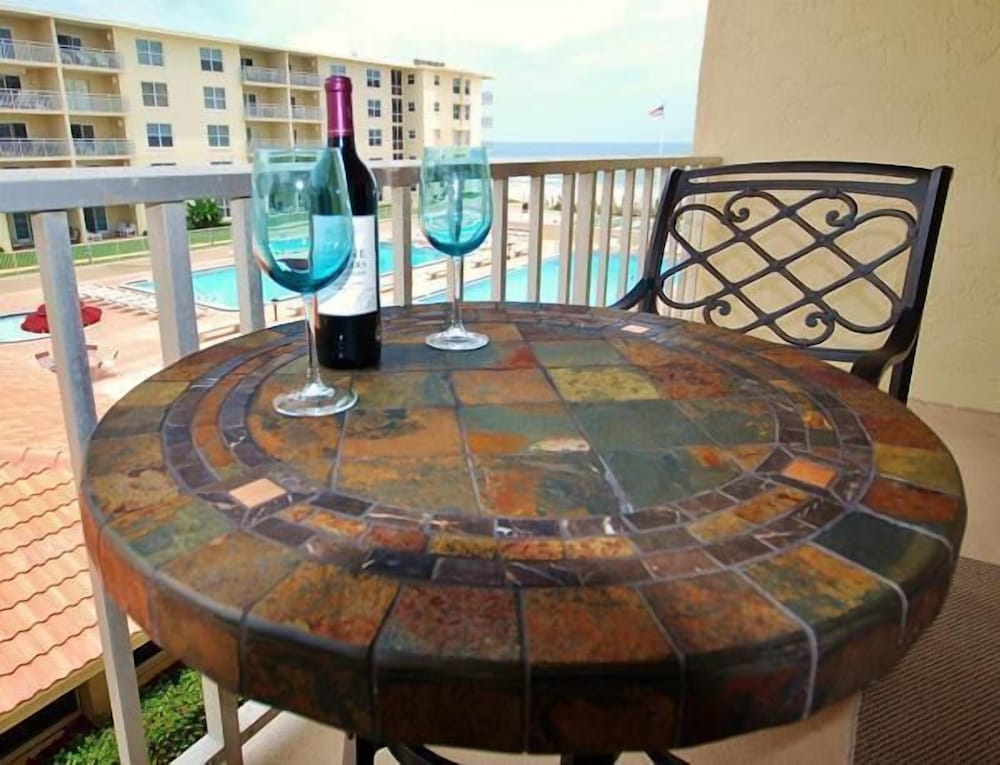 Sea Coast Gardens III 2 Bedroom Condo by Great Ocean Condos