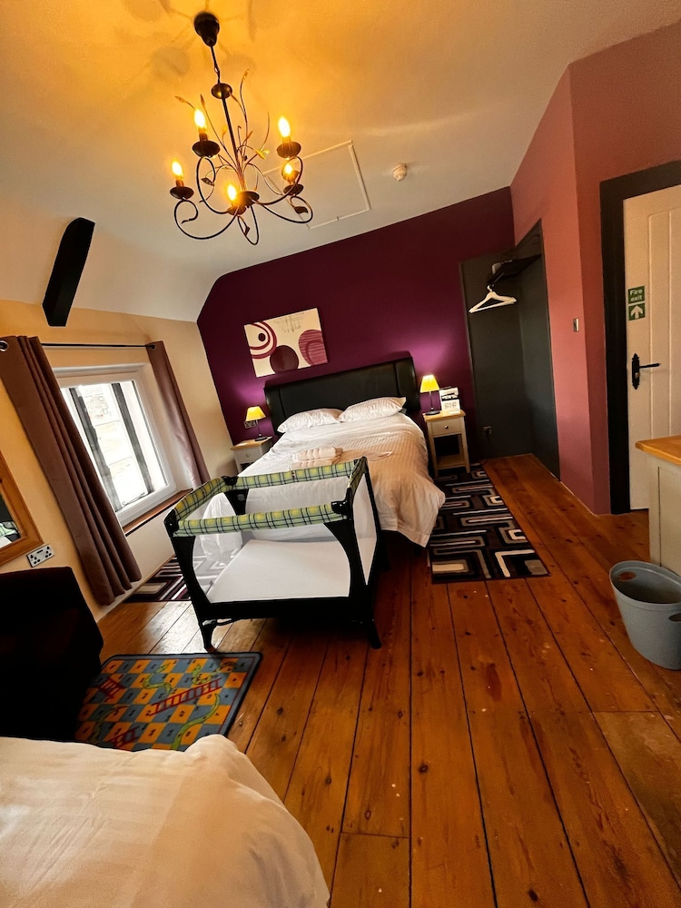 Old Manor House B&B