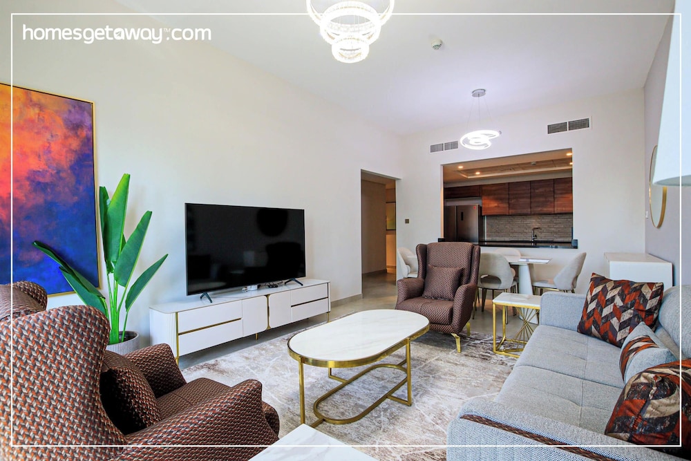Luxurious 2BR Maids Eleganz Apt