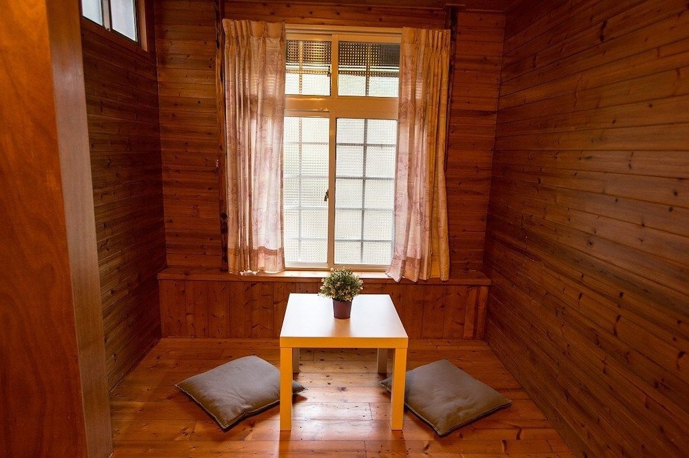 Fong Chou Cottage