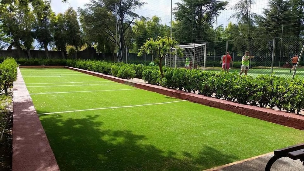 Villaggio Turistico La Mantinera Hotel