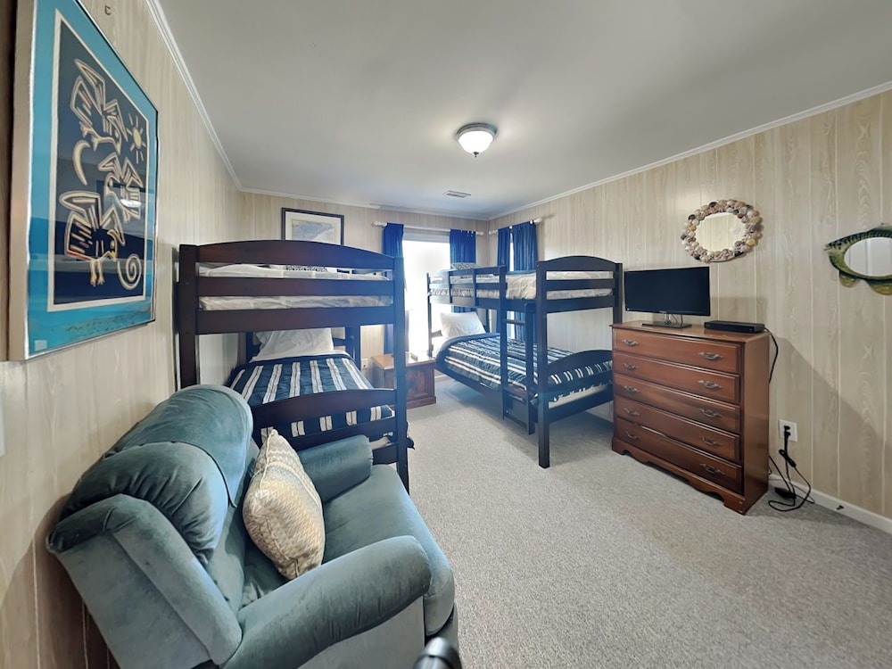 Loony Dunes by Topsail Realty