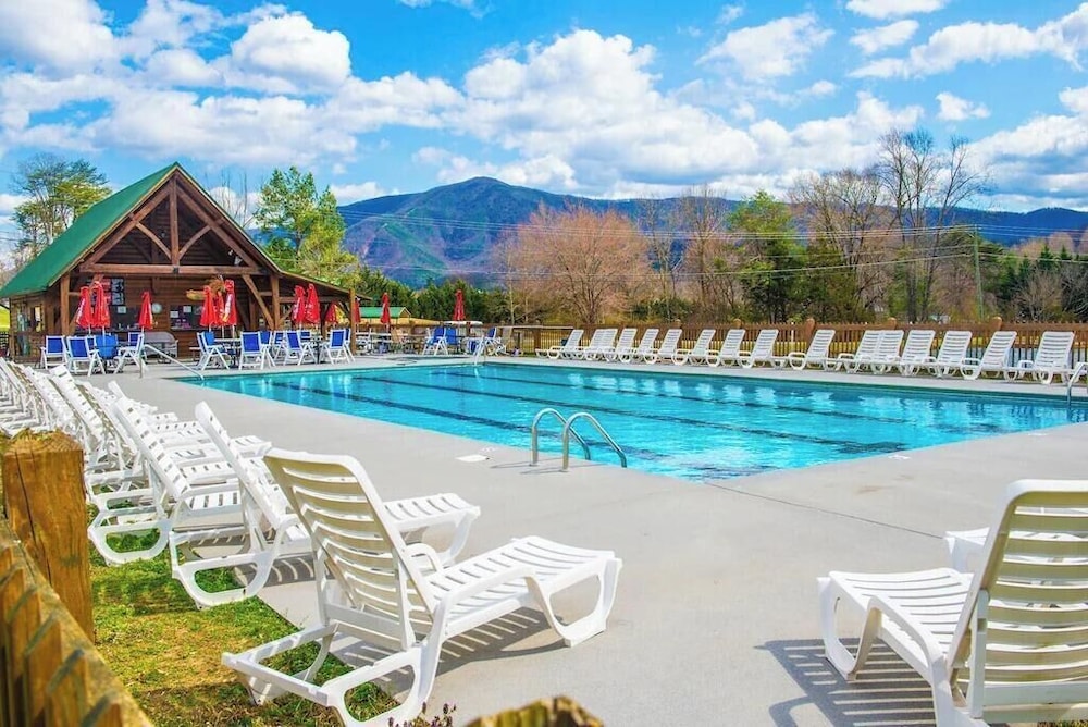 Adventure Lodge