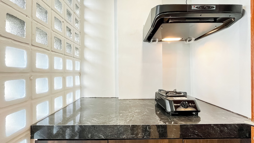 Strategic And Minimalist 1Br Apartment At Margonda Residence 1