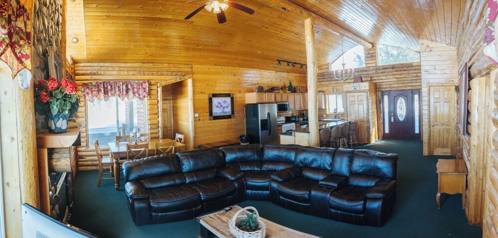 River Property Management LLC