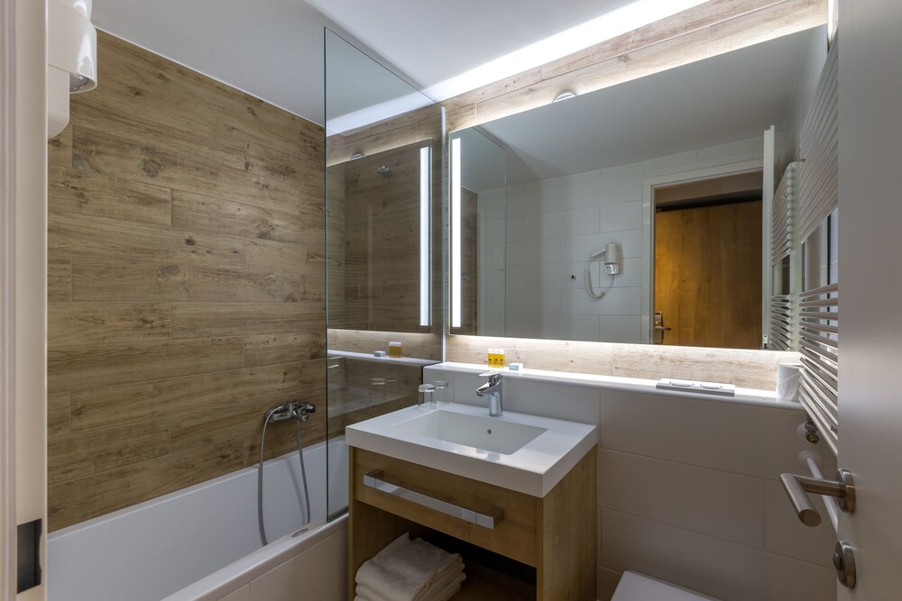 Ljubljana Vacations - M Hotel Ljubljana - Property Image 8