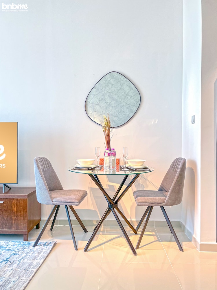 ST-Carson Tower B-2716 by bnbme homes