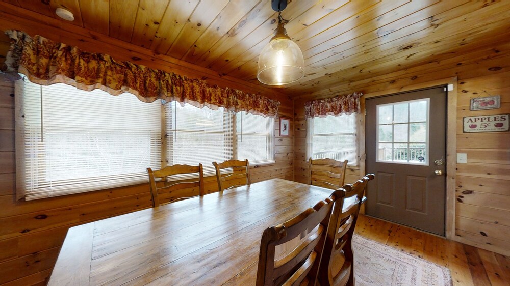 The Ranch Cabin on 6 Secluded Acres in the Great Smoky Mountains by RedAwning