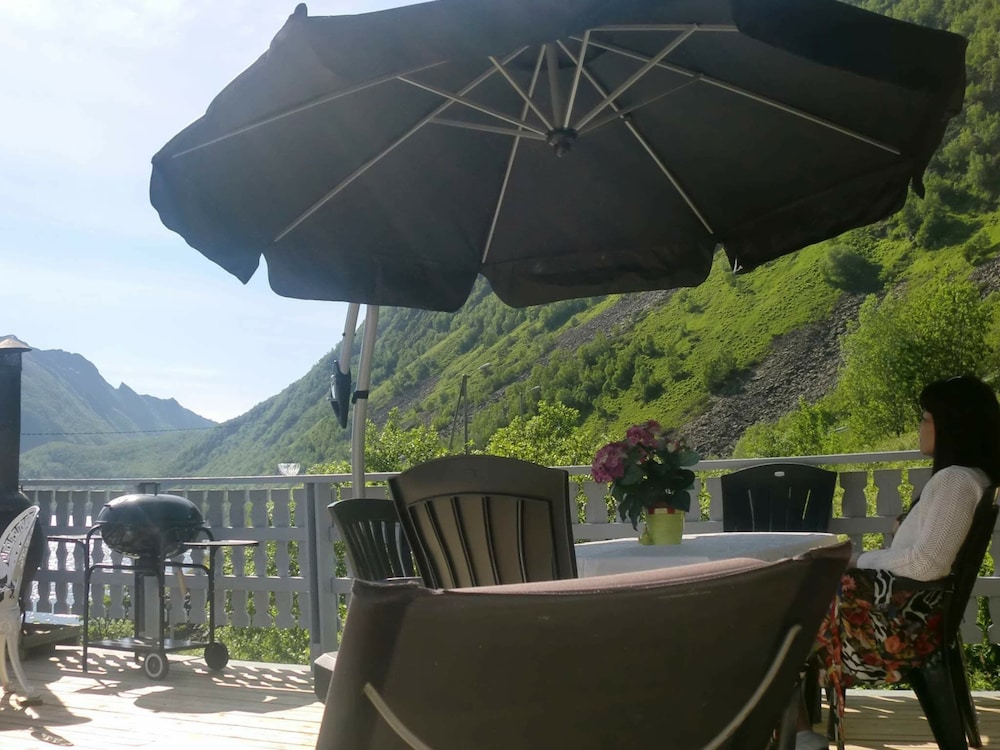 10 Person Holiday Home in Kaldfarnes-by Traum